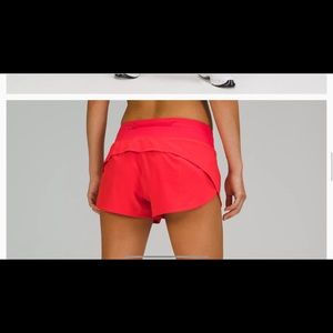 Red lululemon shorts size 2 hottie hot 2.5 inch